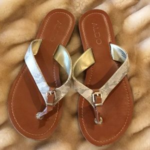 Aldo saddle flip flops